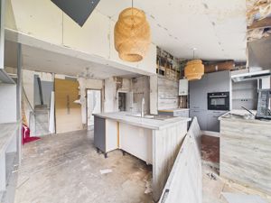 Photo 7- click for photo gallery